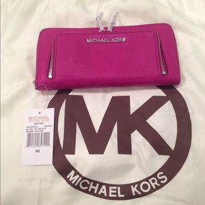 Michael Kors wallet